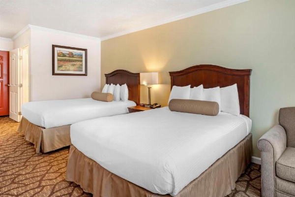 Best Western Salinas Monterey Hotel image 9